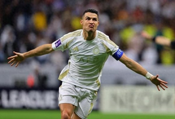 ĐỘC QUYỀN: Ronaldo đã được quản lý cấp cao ủy quyền chọn danh sách ký kết &AMP; Dẫn đầu các cuộc đàm phán chuyển nhượng